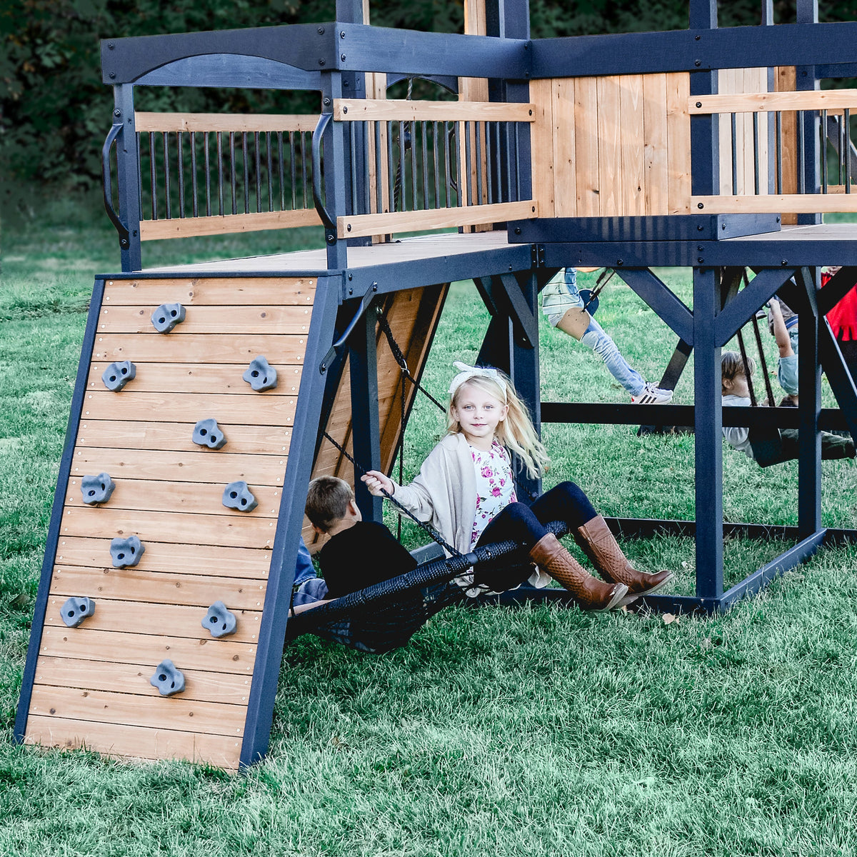 Timber Crossing Play Centre Swing Set product photo 5